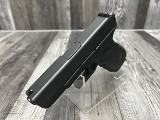 GLOCK 23 GEN 3 40 Smith & Wesson - Image 3 of 4