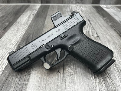 GLOCK 19 GEN 5 MOS 9MM LUGER (9x19 PARA) - Image 1 of 4
