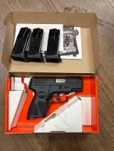 TAURUS G3C .40 S&W