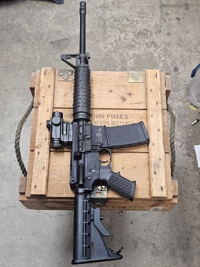 SMITH & WESSON M&P 15 RIFLE 5.56X45MM NATO - Image 3 of 9