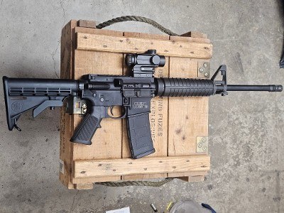 SMITH & WESSON M&P 15 RIFLE 5.56X45MM NATO - Image 2 of 9