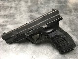 SPRINGFIELD ARMORY XD40 (XD9302) .40 S&W