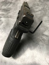 SPRINGFIELD ARMORY XD40 (XD9302) .40 S&W - Image 2 of 7