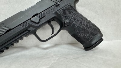 SIG SAUER P320 9MM LUGER (9X19 PARA) - Image 6 of 20