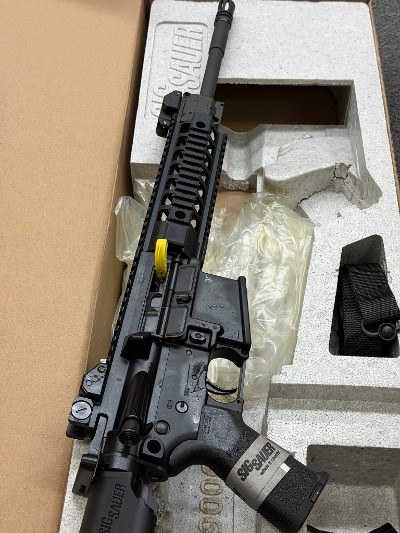 SIG SAUER 516 PATROL 5.56X45MM NATO - Image 3 of 4
