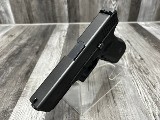 GLOCK 22 GEN 3 40 Smith & Wesson - Image 3 of 3