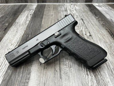 GLOCK 22 GEN 3 40 Smith & Wesson - Image 1 of 3