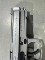 BERETTA 92FS INOX COMPACT WITH RAIL 9MM LUGER (9X19 PARA) - 4 of 10
