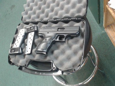 HI-POINT C9 - PISTOL 9MM LUGER (9x19 PARA) - Image 1 of 1
