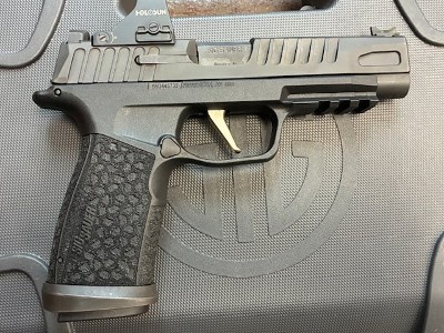 SIG SAUER P365 FUSE 9MM LUGER (9X19 PARA) - Image 3 of 8