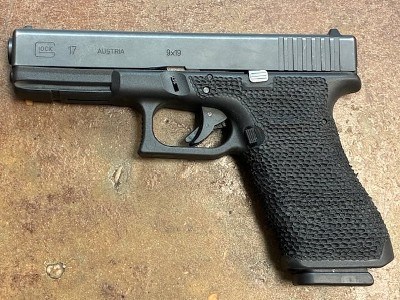 GLOCK G17 9MM LUGER (9x19 PARA) - Image 1 of 6