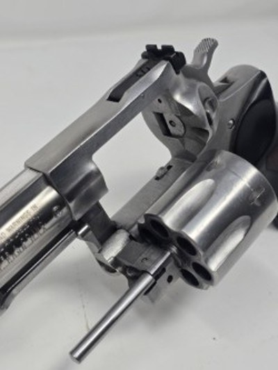 RUGER GP100 .357 MAG - Image 6 of 13