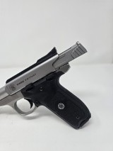SMITH & WESSON SW22 VICTORY .22 LR - Image 6 of 9