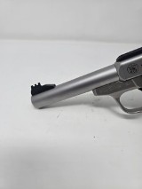 SMITH & WESSON SW22 VICTORY .22 LR - Image 8 of 9