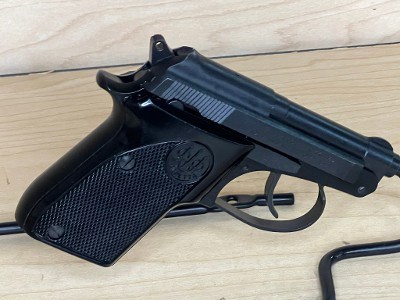 BERETTA 21A .22 LR - Image 4 of 9