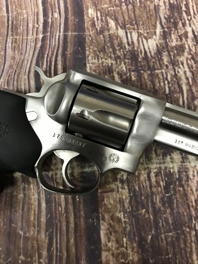 RUGER gp100 .357 MAG - Image 4 of 7