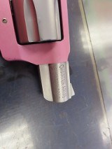 CHARTER ARMS PINK LADY .38 SPL - 2 of 6