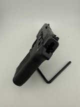SMITH & WESSON M&P BODYGUARD CRIMSON TRACE .380 ACP - Image 2 of 5