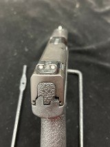 SMITH & WESSON M&P 40 shield.40 S&W - Image 8 of 10