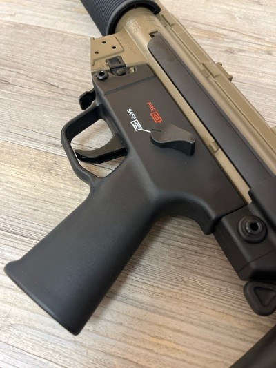 HECKLER & KOCH MP5 .22 LR HV - Image 7 of 10