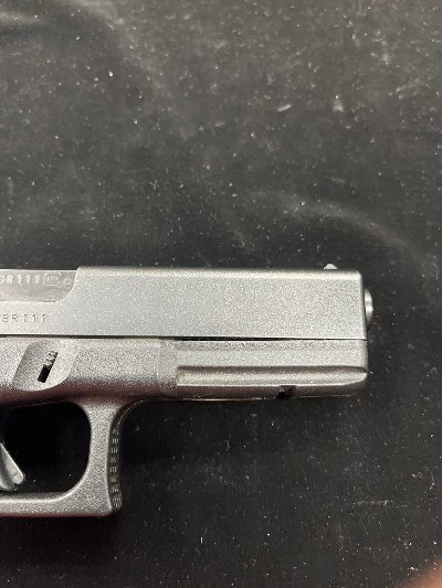 GLOCK 22 .40 CALIBER - Image 7 of 10