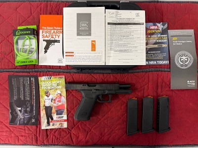 GLOCK MODEL 20 MOS10MM - Image 1 of 4