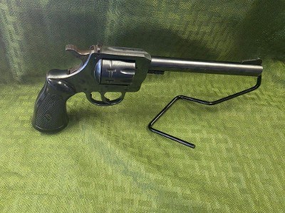 H&R 929 .22 LR - Image 1 of 6