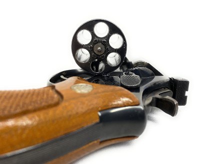 SMITH & WESSON 586 No Dash .357 MAG - Image 9 of 15