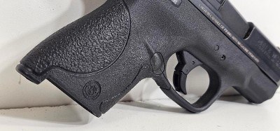SMITH & WESSON M&P 40 SHIELD .40 S&W - Image 6 of 9