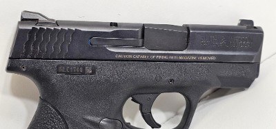 SMITH & WESSON M&P 40 SHIELD .40 S&W - Image 5 of 9
