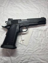 ROCK ISLAND ARMORY M1911 A2 FS Tact II 10MM - Image 4 of 4