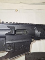 SMITH & WESSON M&P 15-22 - RIFLE 22 LONG (22L) - Image 6 of 12