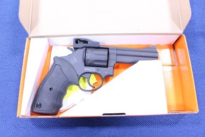TAURUS 66 .38 SPECIAL/.357 MAGNUM - Image 2 of 11