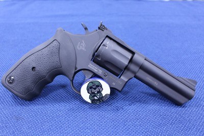 TAURUS 66 .38 SPECIAL/.357 MAGNUM - Image 3 of 11