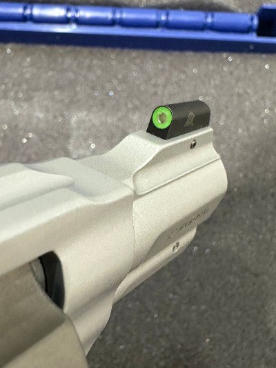 SMITH & WESSON 632 UC .32 H&R MAG - Image 10 of 14