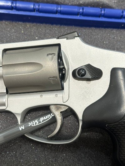 SMITH & WESSON 632 UC .32 H&R MAG - Image 4 of 14