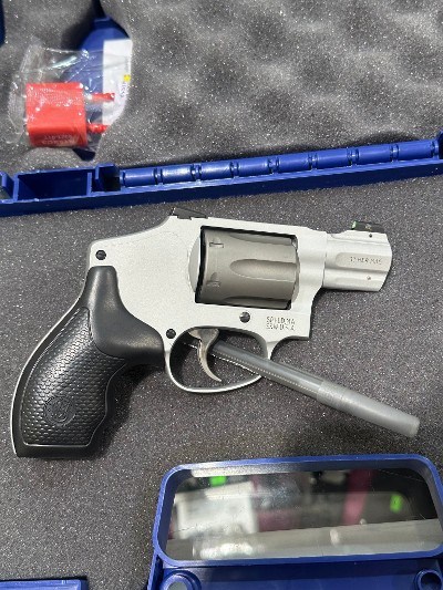 SMITH & WESSON 632 UC .32 H&R MAG - Image 5 of 14