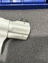 SMITH & WESSON 632 UC .32 H&R MAG - Image 8 of 14
