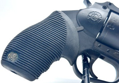 TAURUS JUDGE PUBLIC DEFENDER POLY .45 LC/.410 GA - Image 2 of 10