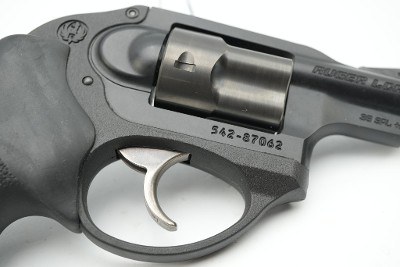 RUGER LCR .38 SPL +P - Image 9 of 25