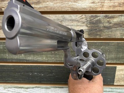 SMITH & WESSON 686-9 .357 MAG - Image 4 of 4