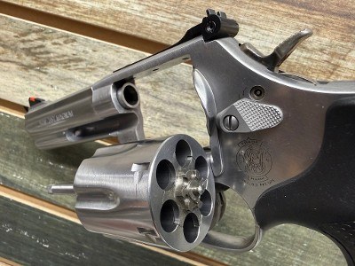SMITH & WESSON 686-9 .357 MAG - Image 3 of 4