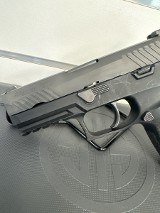 SIG SAUER P320 (320C-9-B) 9MM LUGER (9x19 PARA) - Image 7 of 8