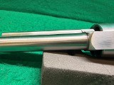 RUGER NEW MODEL SUPER BLACKHAWK .44 MAGNUM - Image 19 of 25