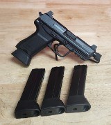 HECKLER & KOCH HK 45C .45 ACP - Image 2 of 4