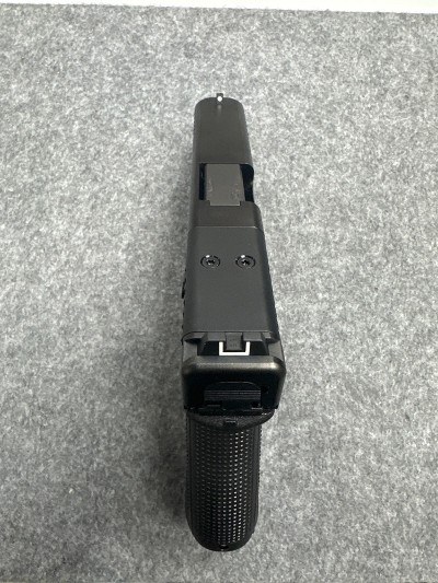 GLOCK 21V .45 ACP - Image 3 of 5