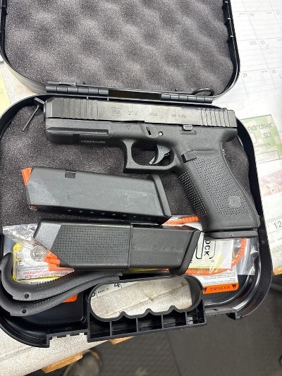 GLOCK 21V .45 ACP - Image 1 of 5