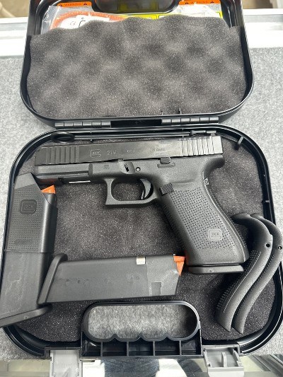 GLOCK 21V .45 ACP - Image 5 of 5