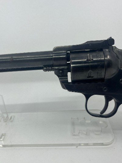 RUGER NEW MODEL SINGLE-SIX .22 WMR - Image 8 of 11