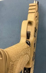 SMITH & WESSON M&P40 M2.0 .40 S&W - Image 8 of 14